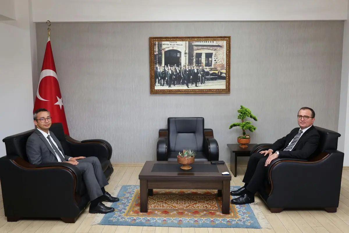 İhsaniye Kaymakamı'ndan Dinar Kaymakamı'na Ziyaret