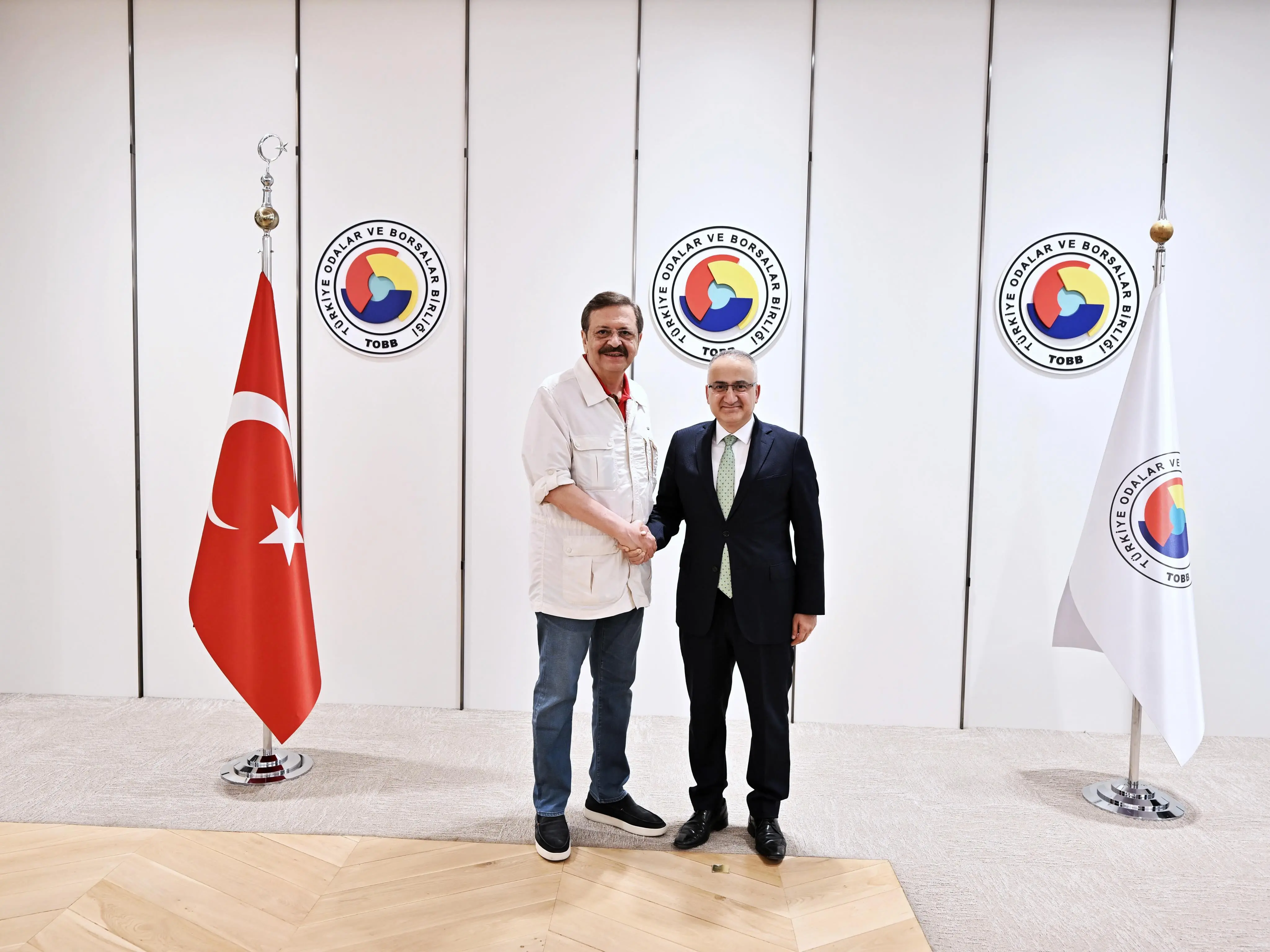 Yeni Büyükelçi Şener Cebeci Ağırladı