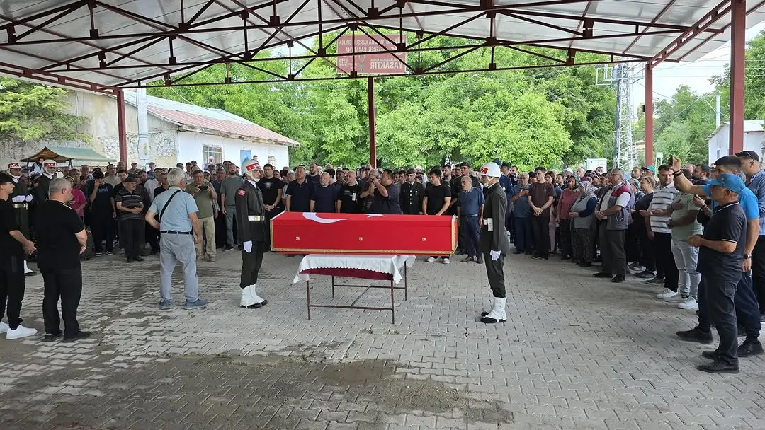 Kıbrıs Gazisi Hüseyin Aytekin Son Yolculuğuna Uğurlandı