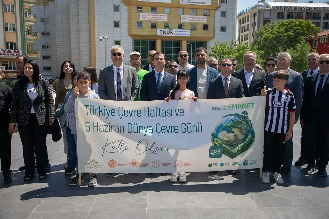 Dünya Çevre Günü'nde farkındalık yürüyüşü düzenlendi
