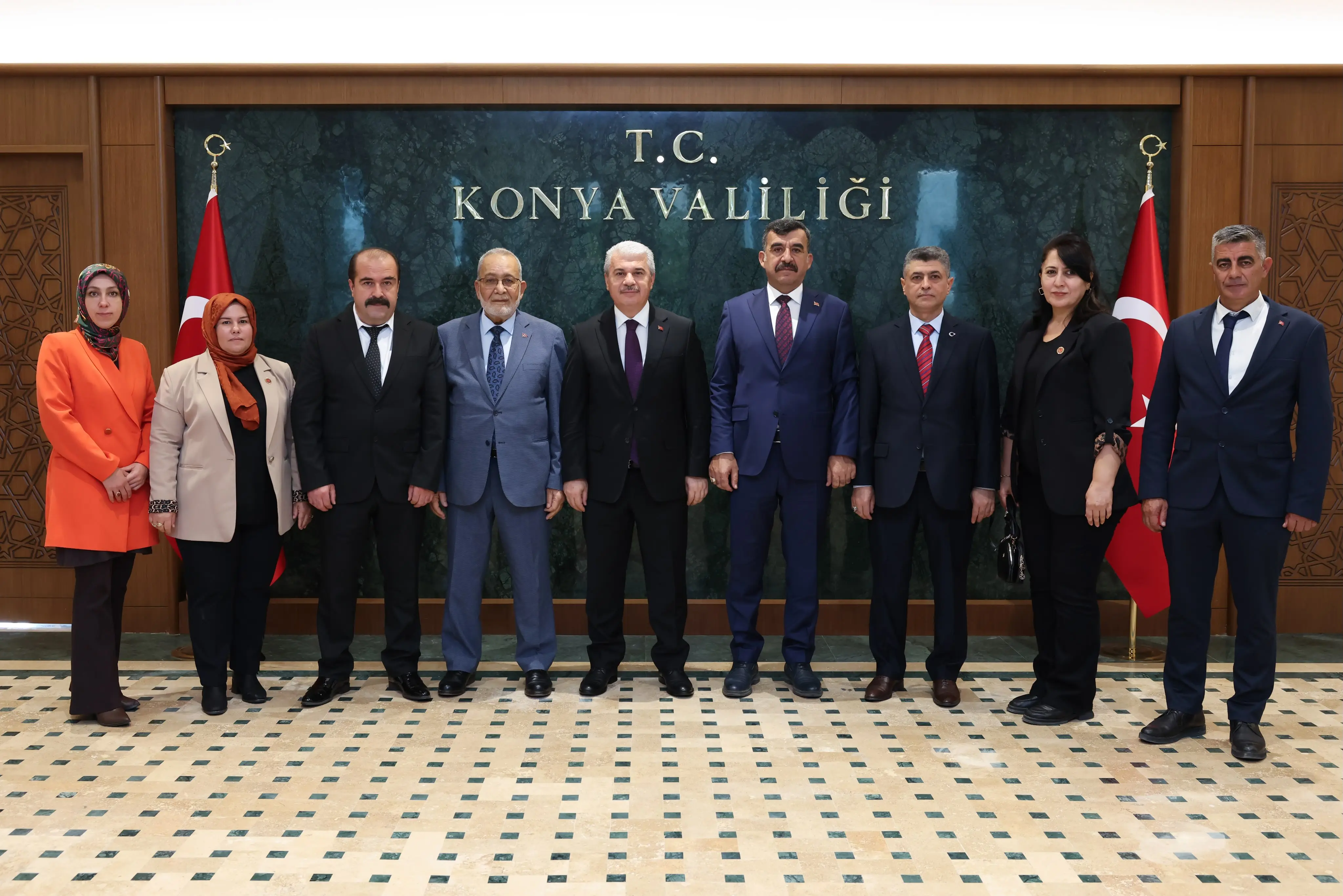 Vali İbrahim Akın, muhtarları kabul etti