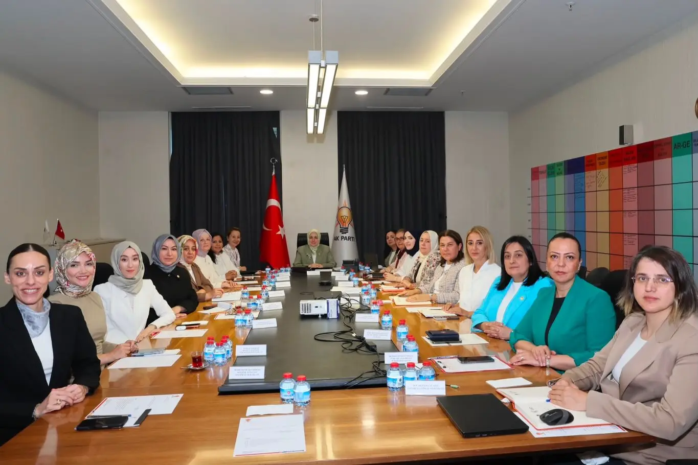 AK Parti Kadın Kolları Haftalık Toplantısı