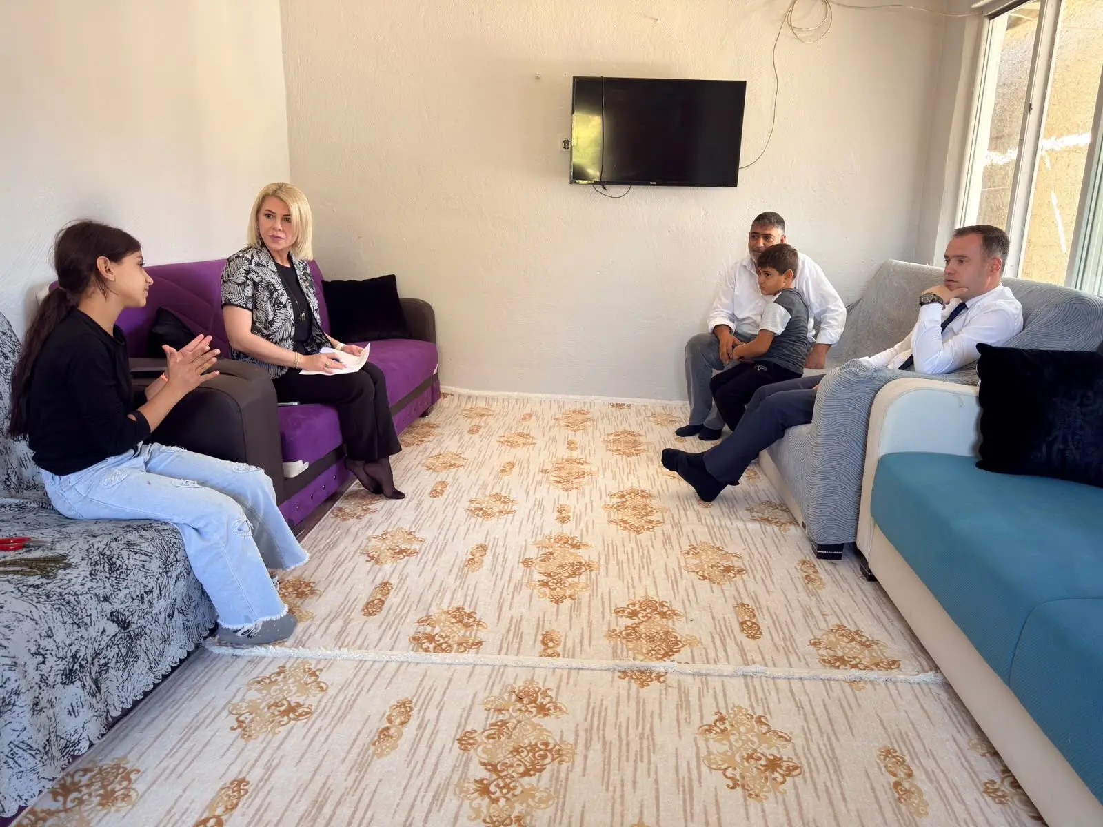 Kaymakam Taha Furkan Sönmezel, hane ziyaretleri yaptı