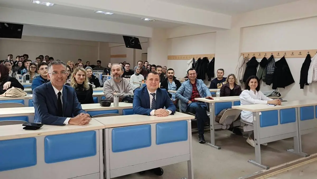 Afyonkarahisar Sağlık Bilimleri Üniversitesi'nden Akademik Yayın Desteği