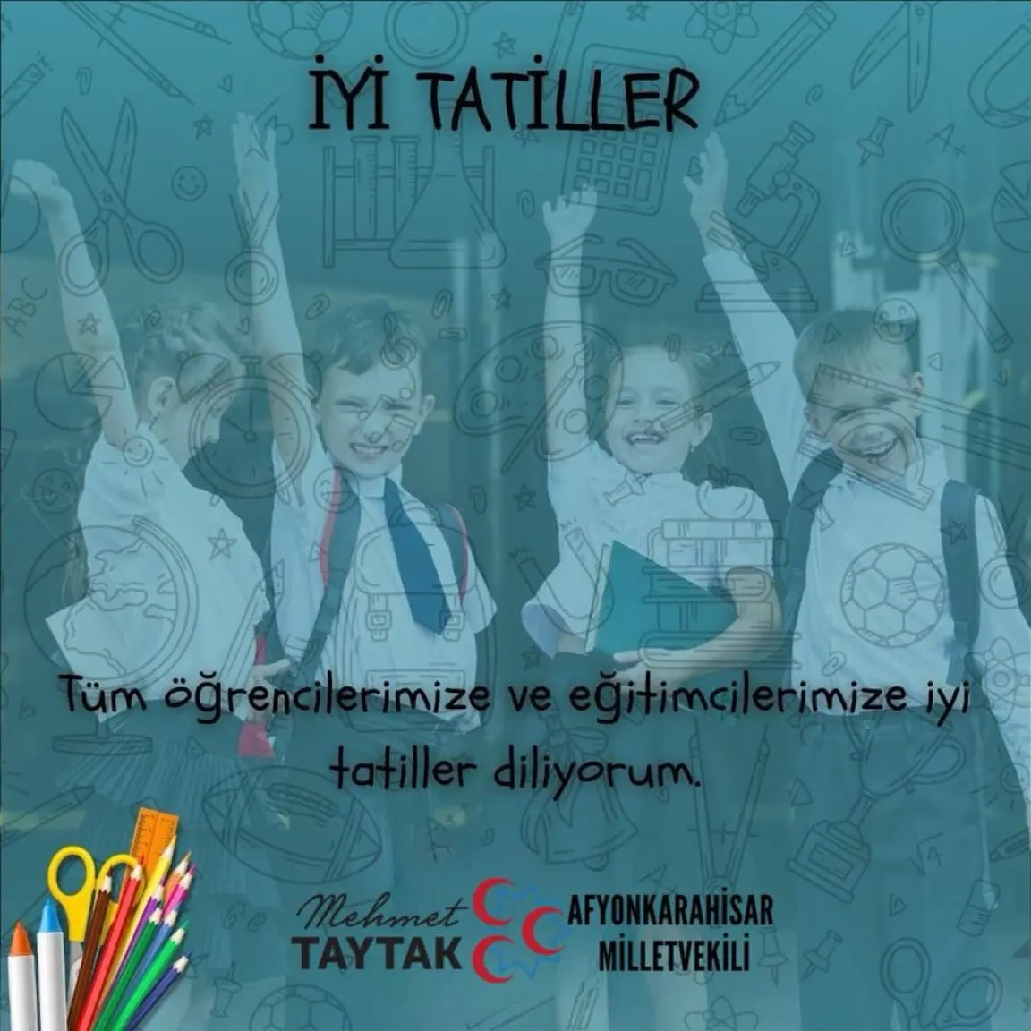 Öğrencilere karne sevincini kutladı