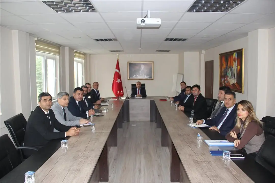 Atabey Kaymakamlığı'nda İlçe İdare Toplantısı Yapıldı