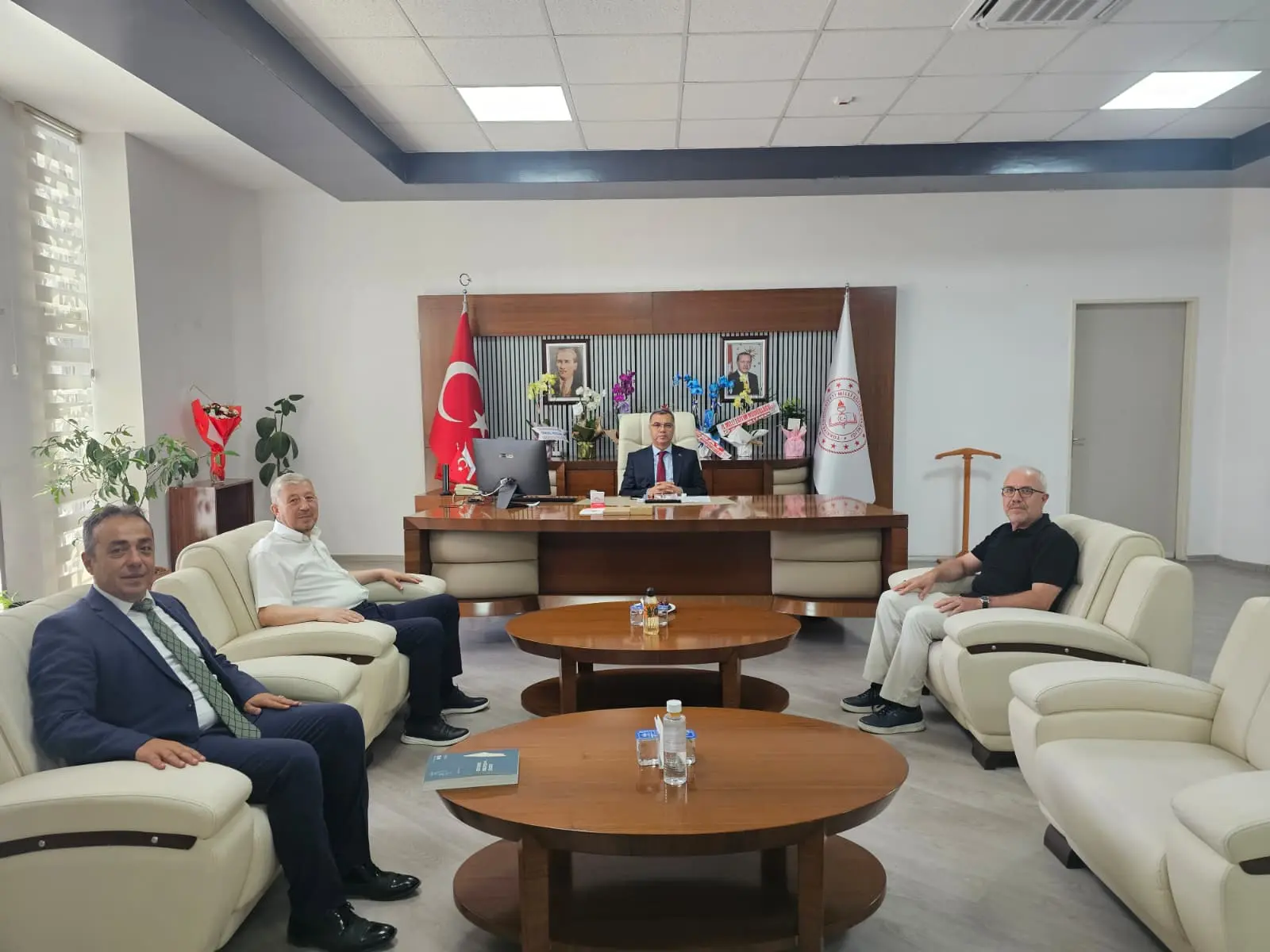 İsmail Altınkaynak'a Ziyaretler Devam Ediyor