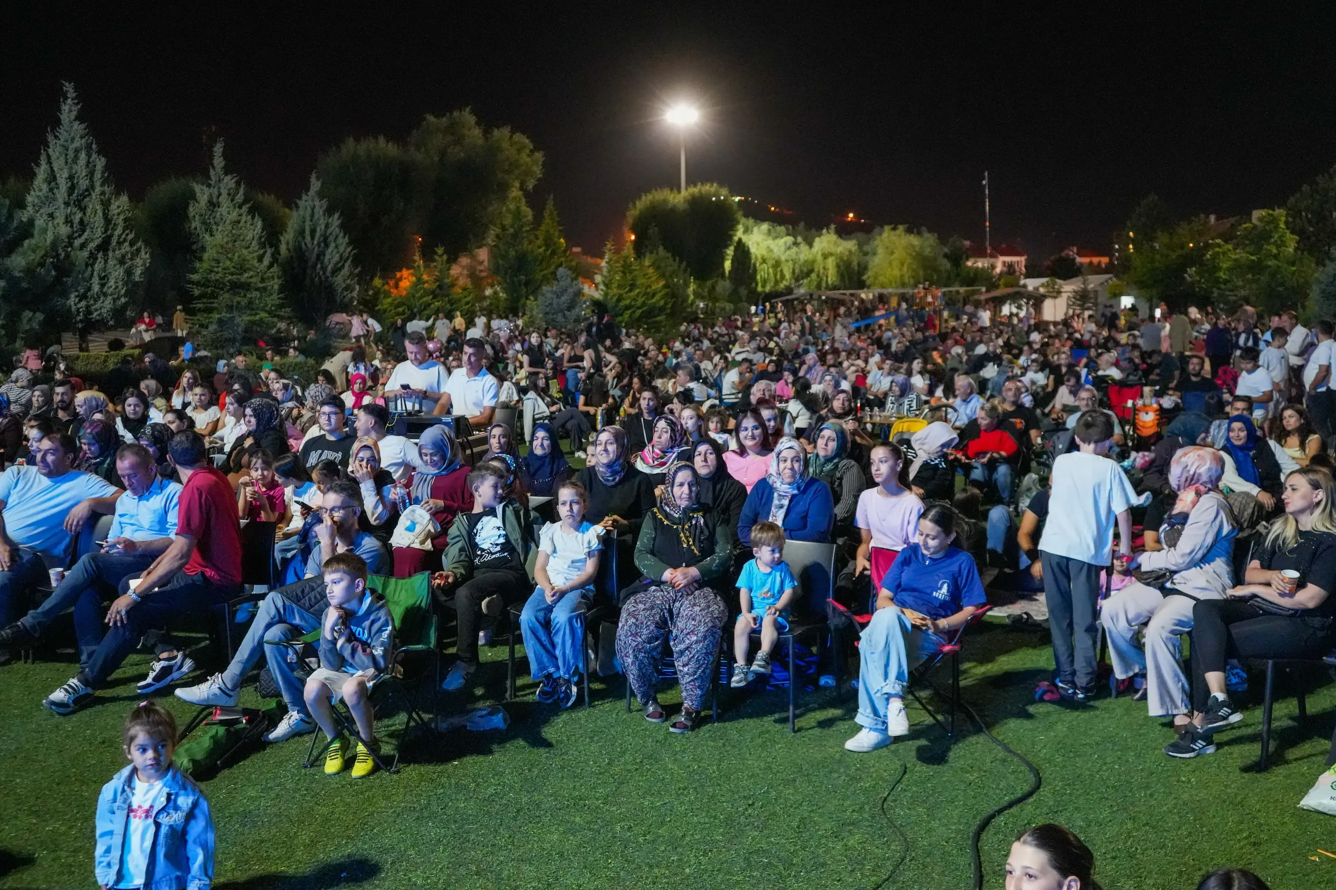 Masal Parkı'nda Eğlenceli Akşam