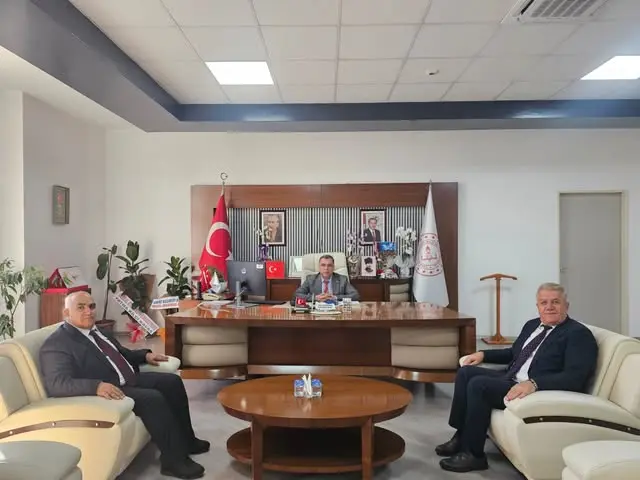 Eğitimde Ömürlük Dostluklar Yeniden Canlandı