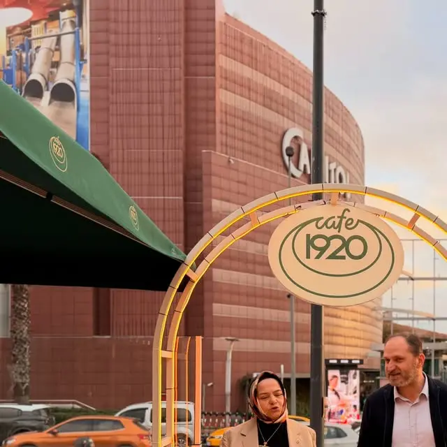 Yeşilay Üsküdar'daki Cafe 1920'yi Ziyaret Etti
