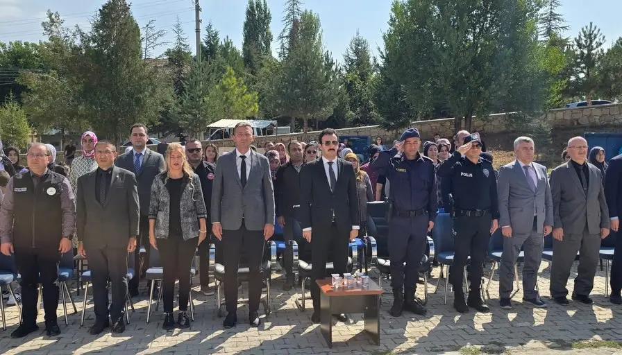 İlköğretim Haftası Kutlama Programı Gerçekleştirildi