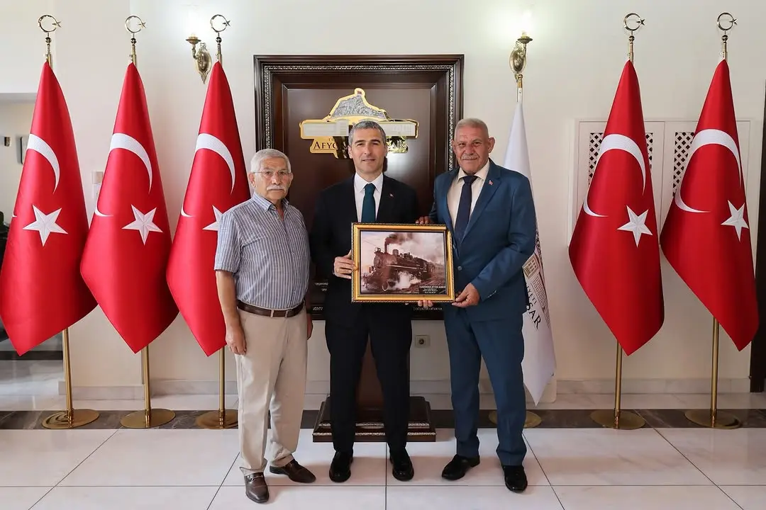 Vali Aktaş'a derneklerden ziyaret gerçekleştirildi