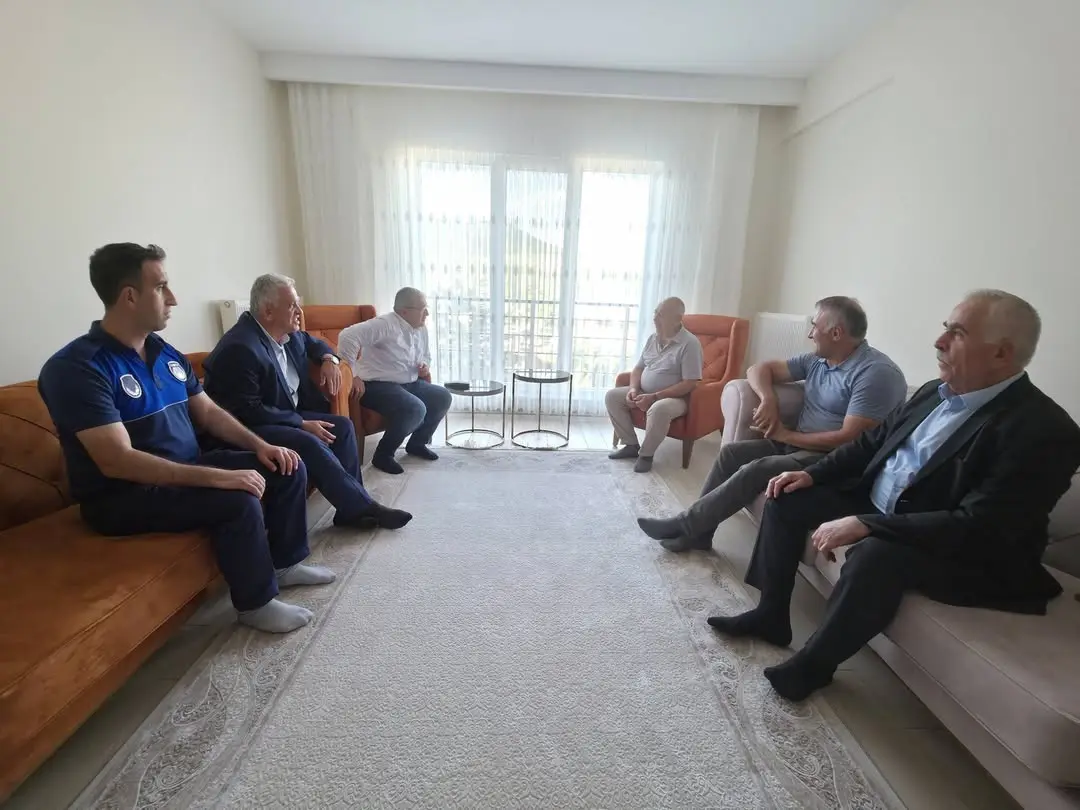 Bayat Belediyesi hacı ziyaretlerini gerçekleştirdi