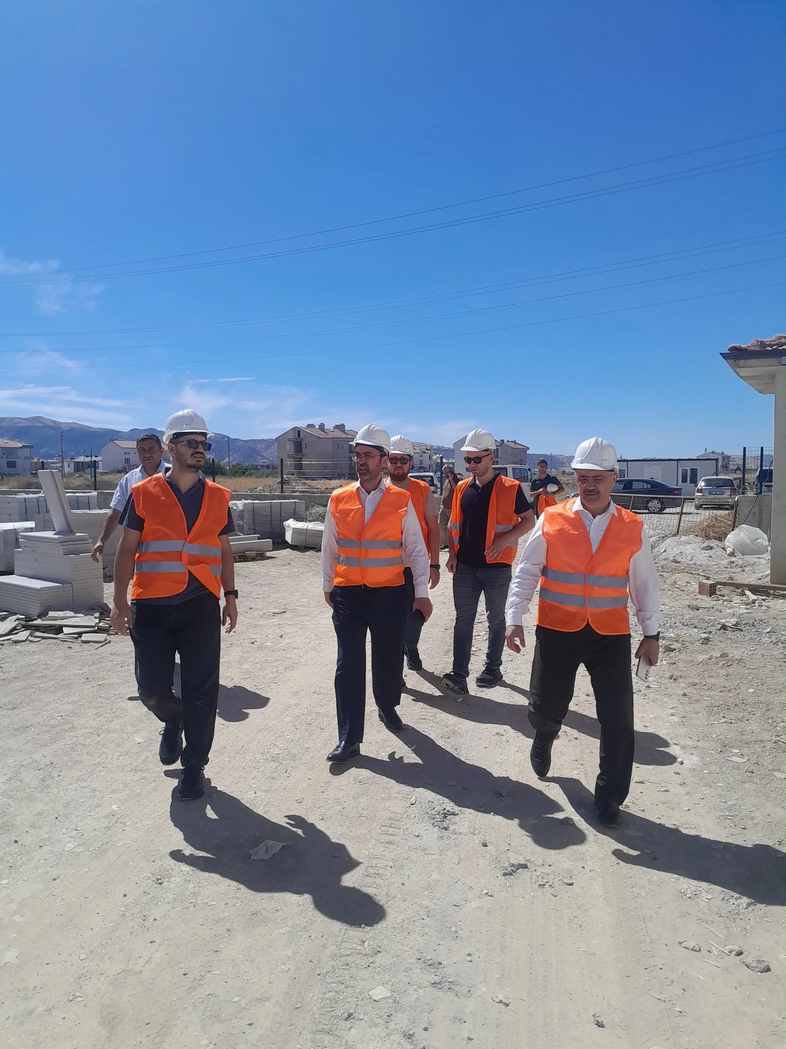 Afyonkarahisar'da yeni çocuk evleri inşaatı devam ediyor