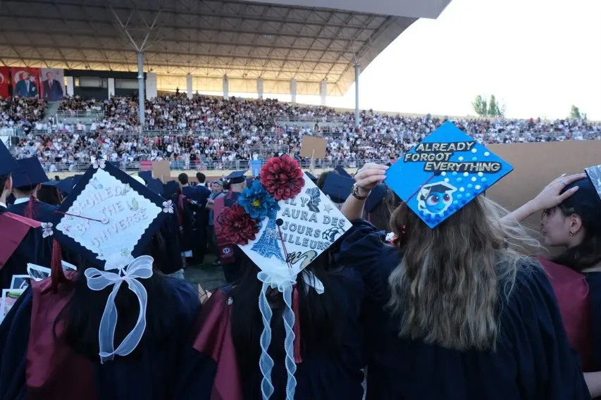 2026 Mezuniyet Coşkusu Renkli Anlarla Kutlandı