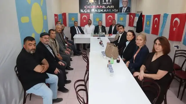 Nikâh merasimine katılarak mutluluklarına ortak oldu