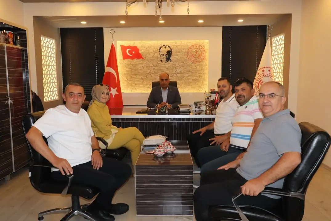 Moymul Derneği, Tavşanlı İlçe Milli Eğitim Müdürlüğü'nü Ziyaret Etti