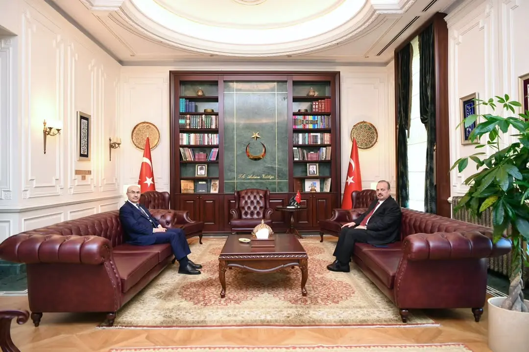 Mahmut Demirtaş, Vali Canbolat'ı Ziyaret Etti