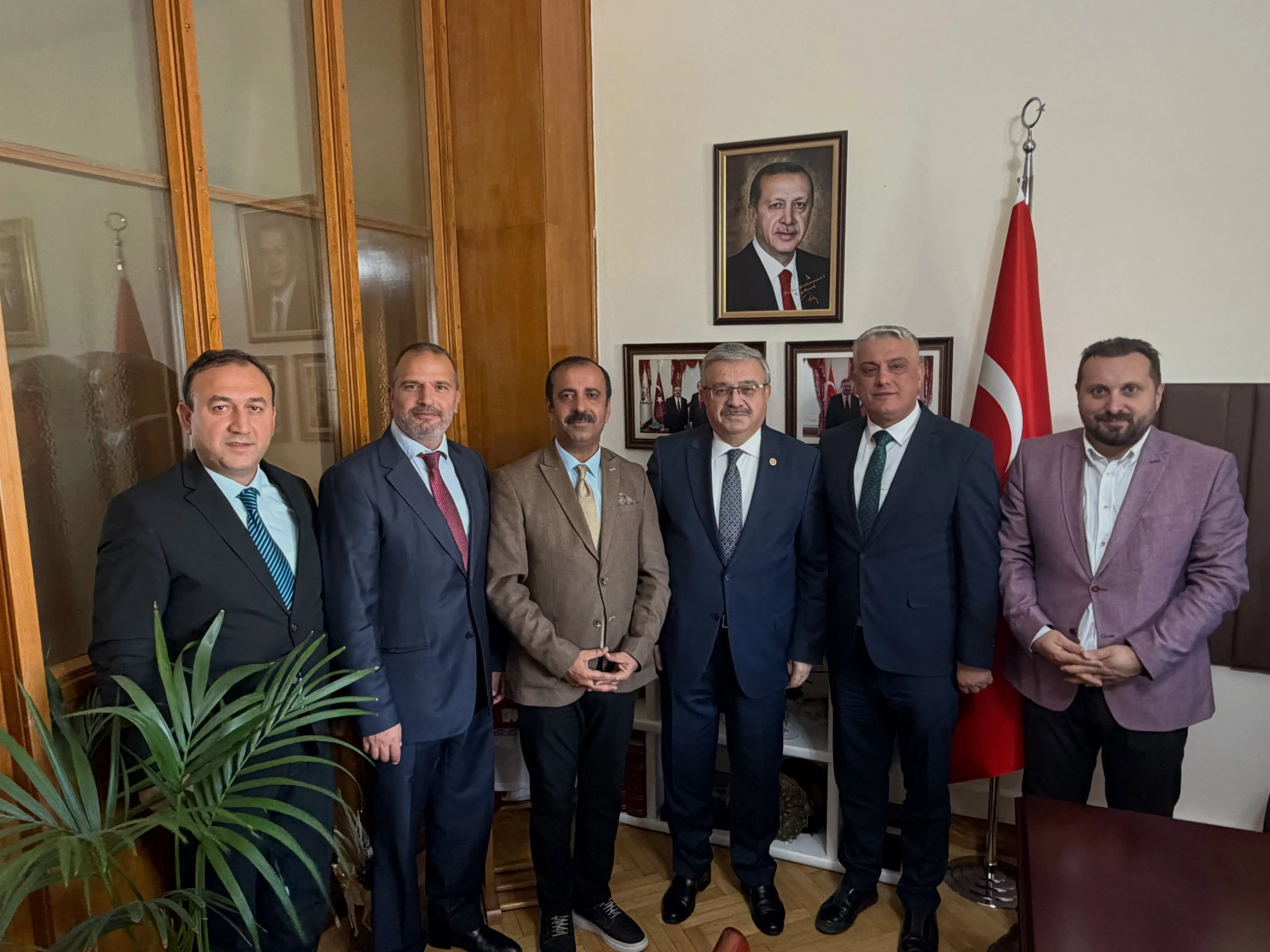 TBMM'de sağlık çalışanları sendikası ziyareti