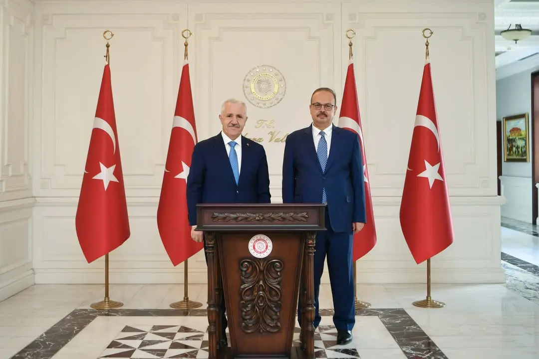 Ulaştırma Eski Bakanı Arslan'dan Vali Canbolat'a Ziyaret