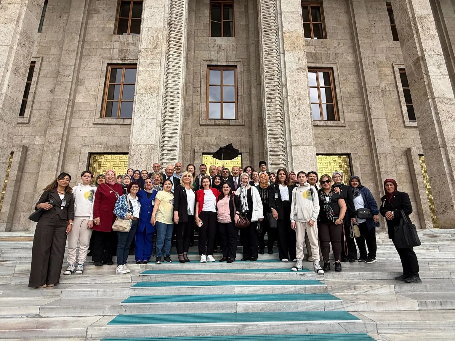 Afyonkarahisar'da Kadınanalar Derneği Ziyareti