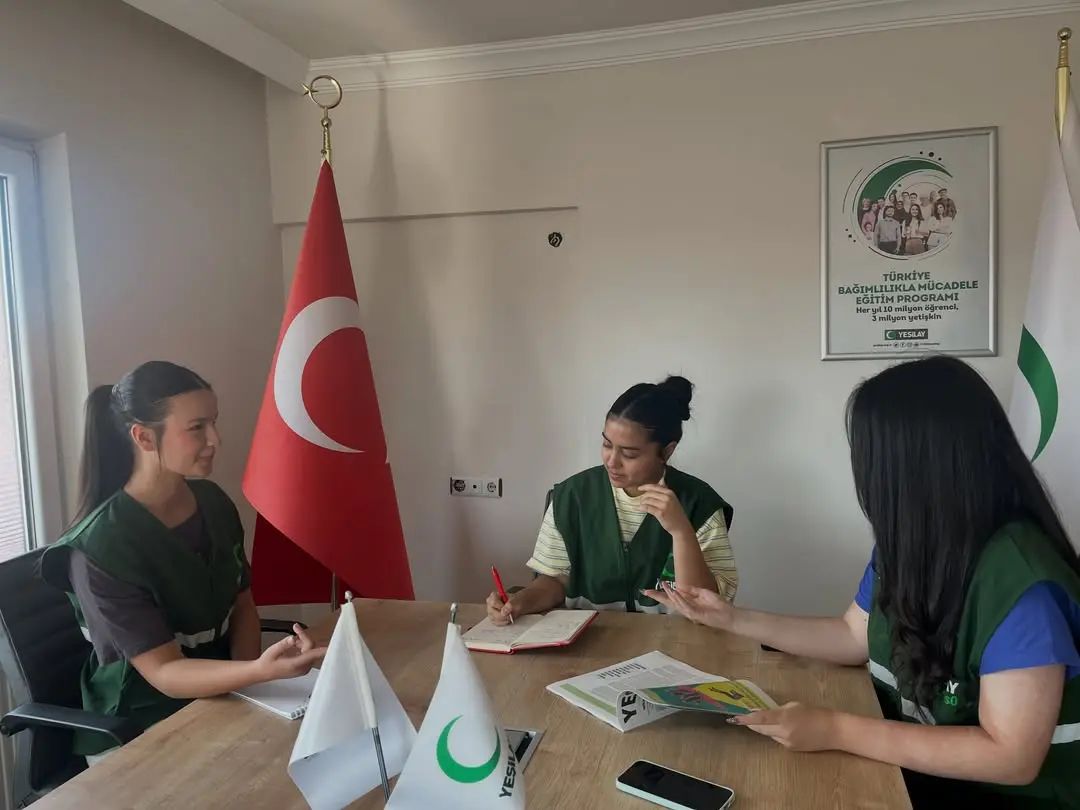 Yeşilay Lise Ekibi Yaz Dönemi Etkinliklerini Planladı