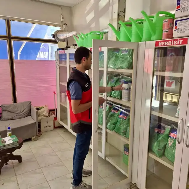 Stajyer öğrenciler gıda kontrol laboratuvarını ziyaret etti