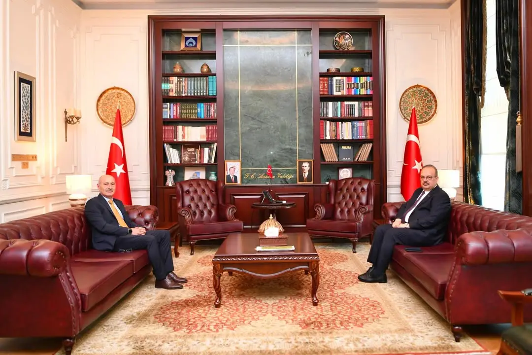 Vali Canbolat, Antalya Emniyet Müdürü'nü kabul etti