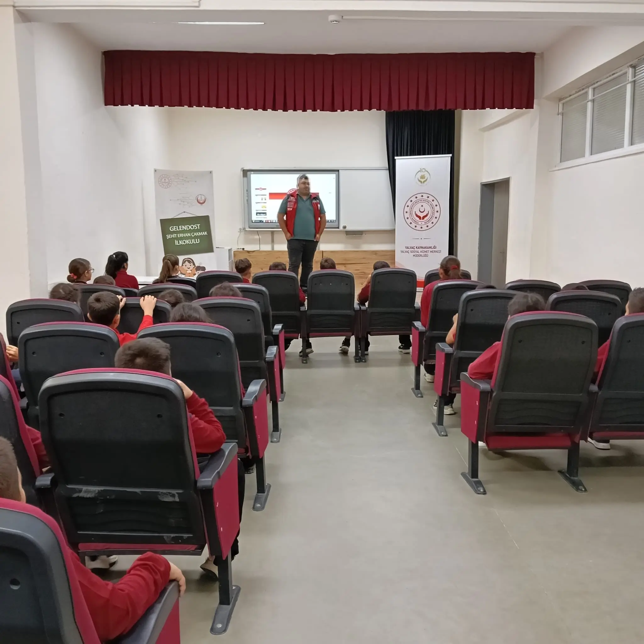 Dijital Medya Okuryazarlığı Eğitimi Verildi