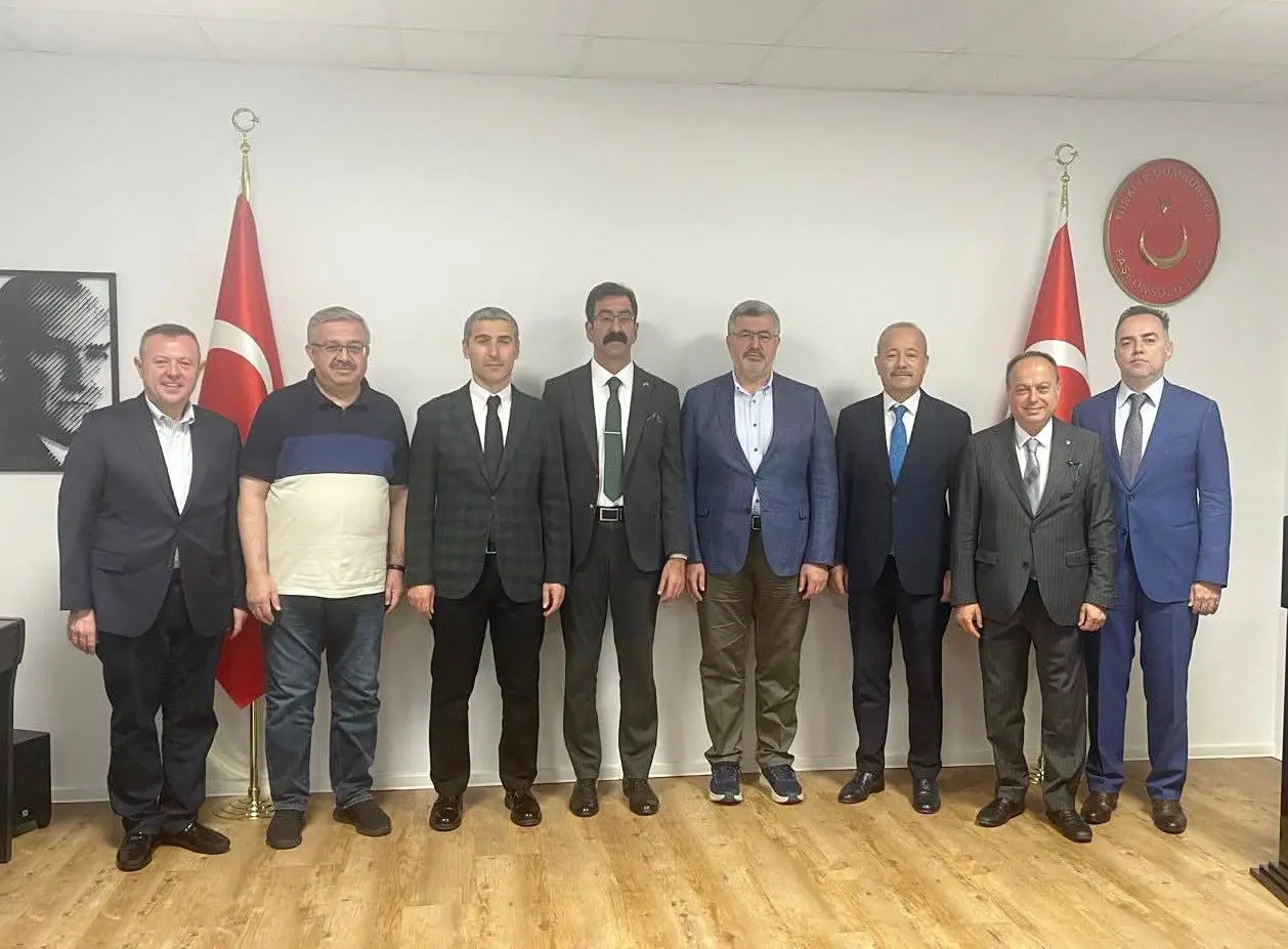 Afyonkarahisar heyeti Almanya'da konsolosluğu ziyaret etti
