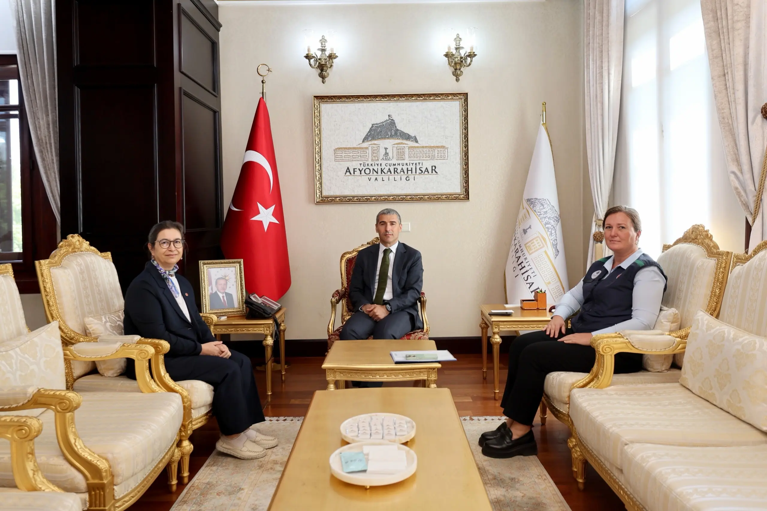 İller Bankası yetkilileri Valilikte toplantı yaptı