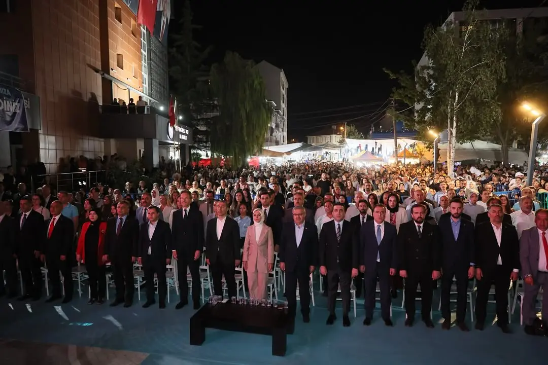 Emirdağ Gurbetçi Festivali'ne yoğun katılım
