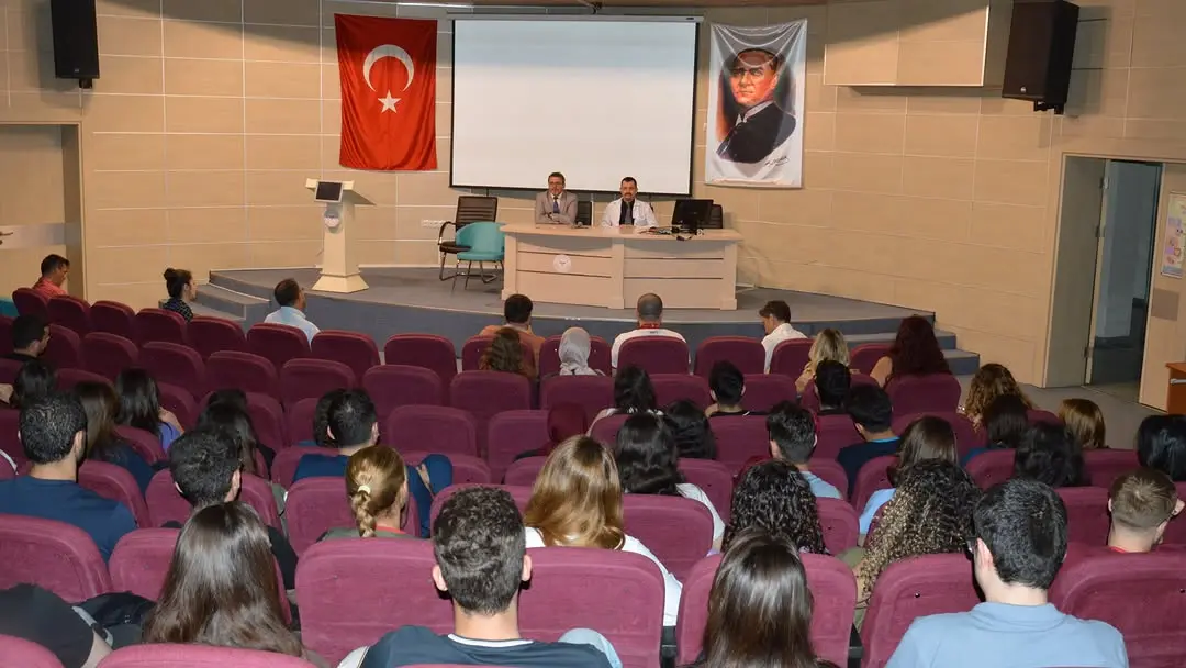 İntörn Doktorlara Oryantasyon Programı Düzenlendi