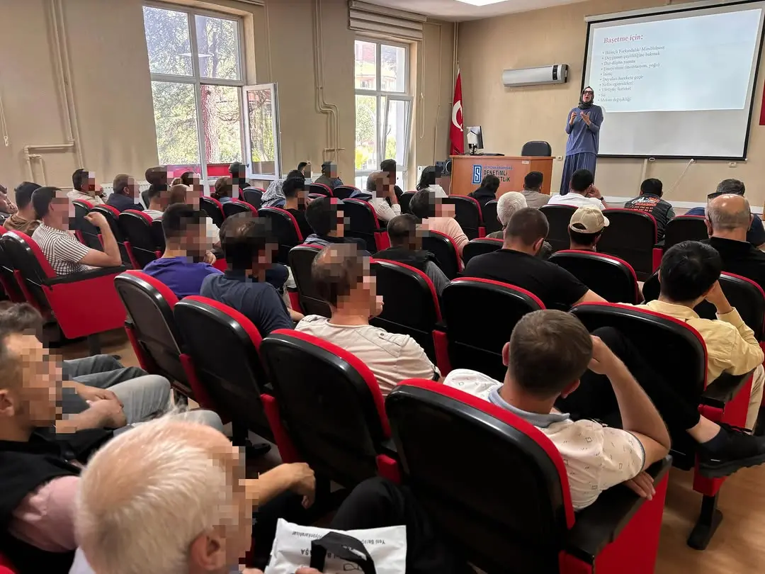 Afyonkarahisar'da öfke ve davranış eğitimi verildi