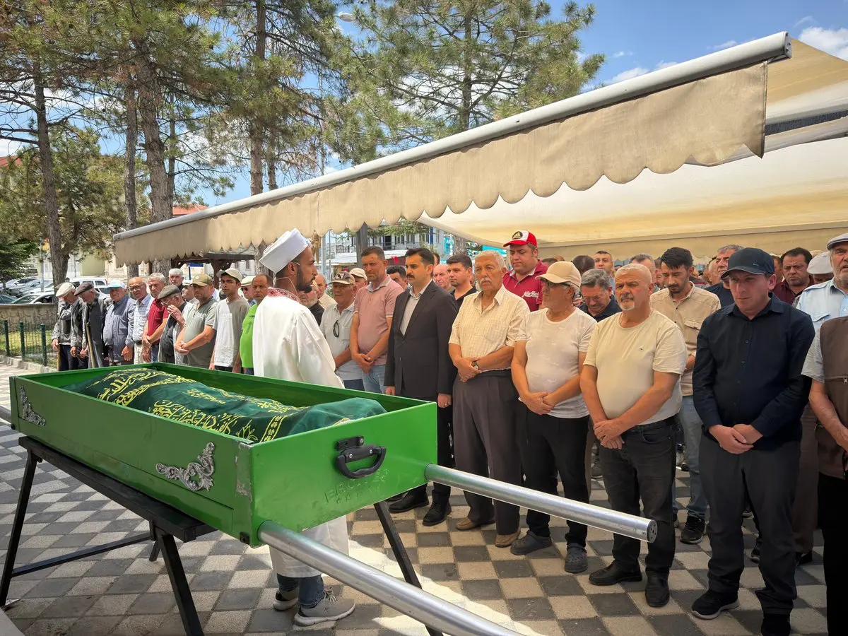 Kaymakam Ahmet Akdağ cenaze törenine katıldı