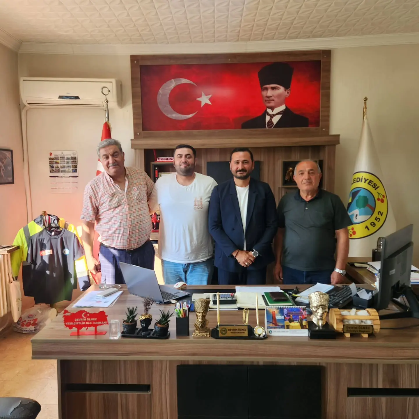 Eski Başkanlardan Ziyaret Teşekkürü