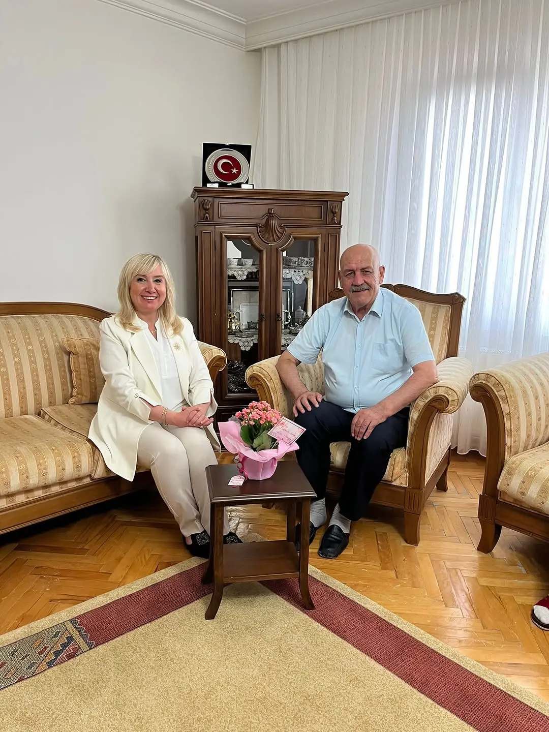 MHP KAÇEP'ten Babalar Günü Ziyareti