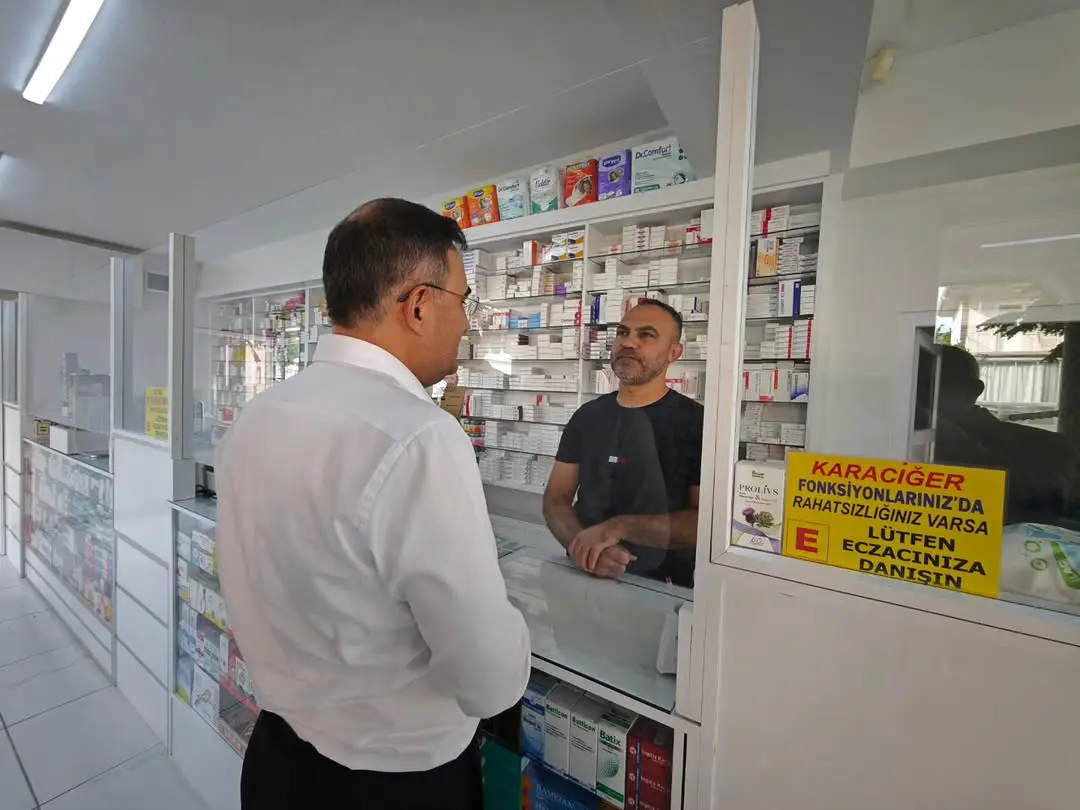 Muhtar Yalçınkaya Eczane Ziyaretinde Bulundu