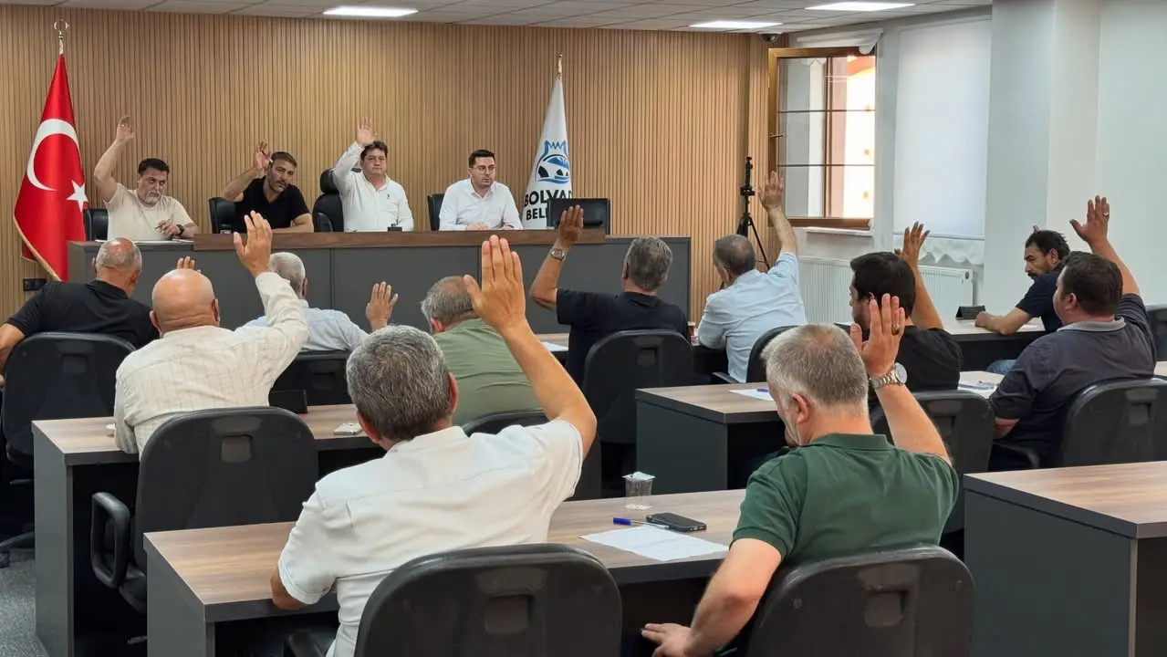 Bolvadin Belediyesi'nde Yenilenen Meclis Salonu Açıldı