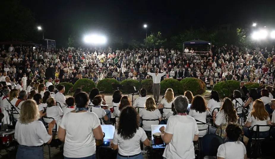 Anadolu Üniversitesi'nde ritm dolu gösteri gerçekleştirildi