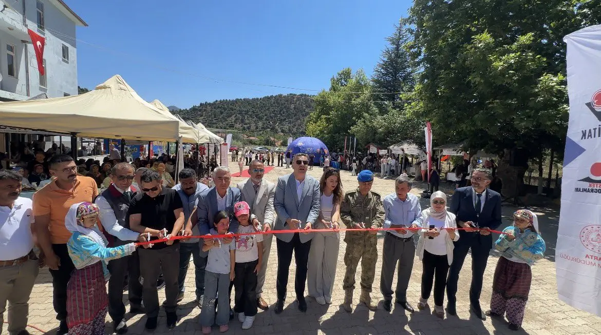Köy Okulları Projesi Coşkuyla Açıldı