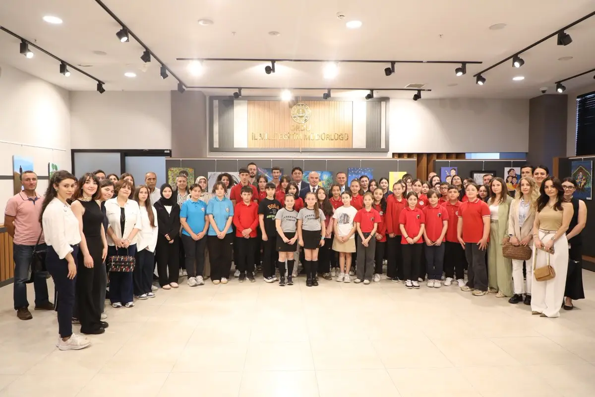 Ulubey Anadolu Lisesi'nden Babalar Günü Sergisi