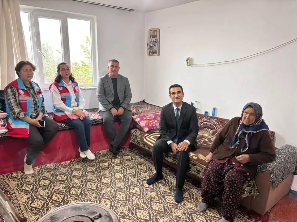 Uluborlu Kaymakamlığı'ndan Dereköy Hane Ziyaretleri