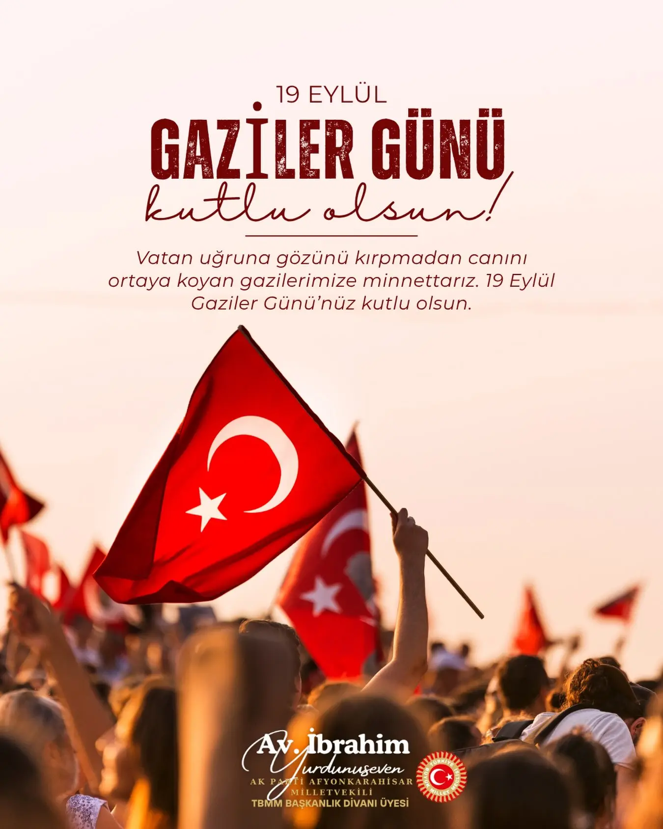 19 Eylül Gaziler Günü'nde saygı duruşu