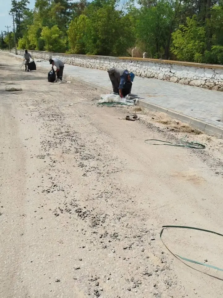 Bolvadin Belediyesi'nden Mezarlık Temizliği Açıklaması