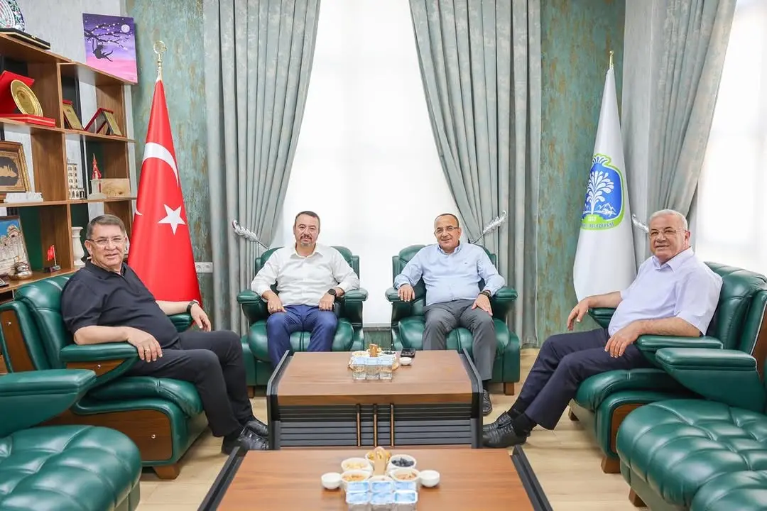Esnaf Temsilcileri Sandıklı'da Ziyaret Gerçekleştirdi