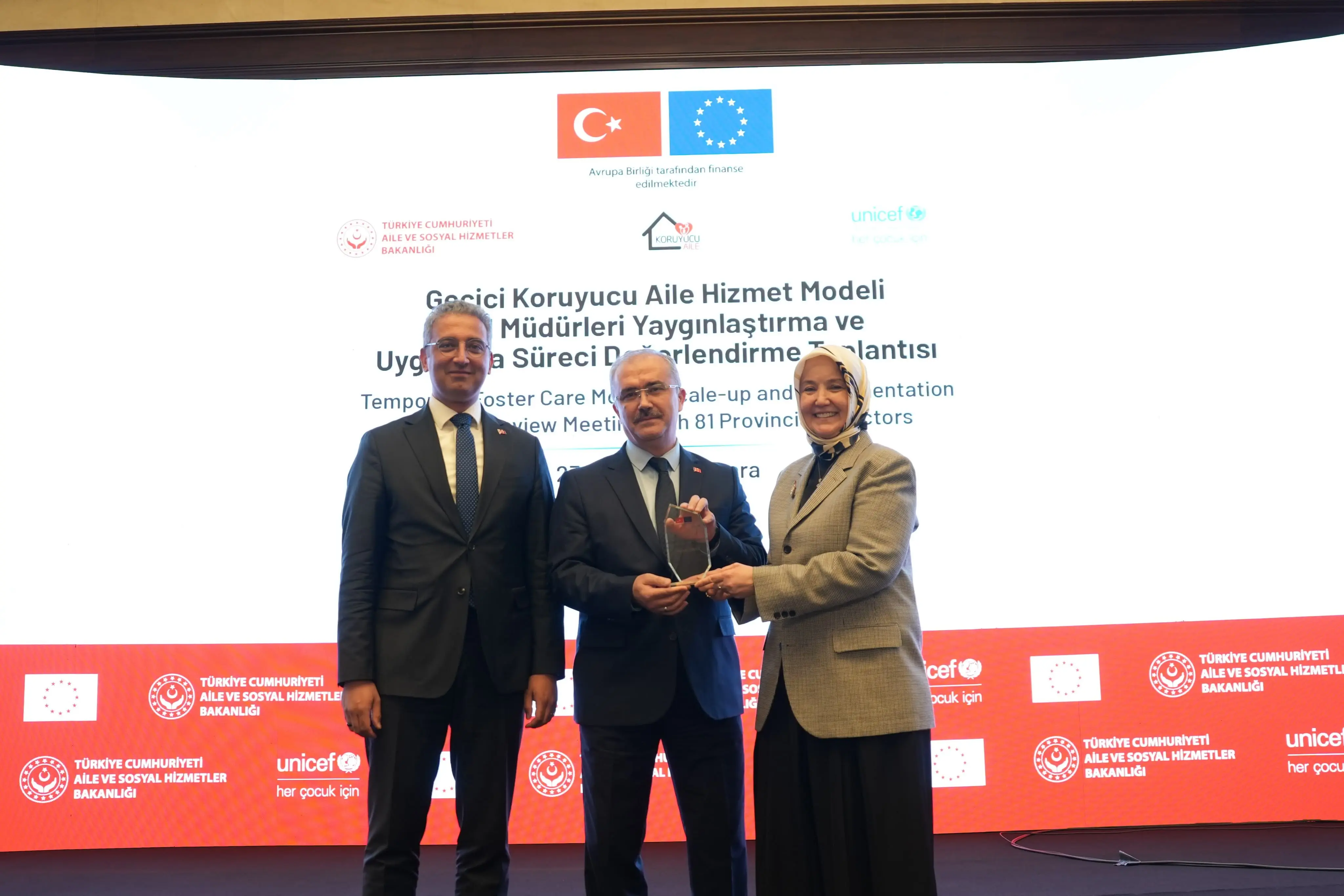 Afyonkarahisar'da Başarı Ödülü Sahiplerini Buldu