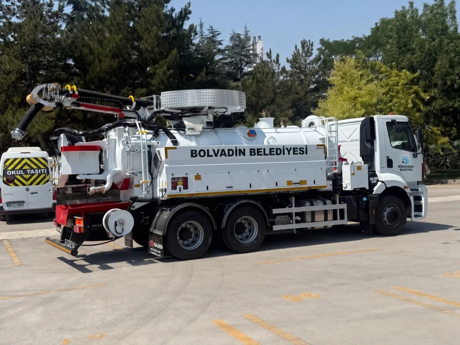 Bolvadin'e Yeni Altyapı Aracı
