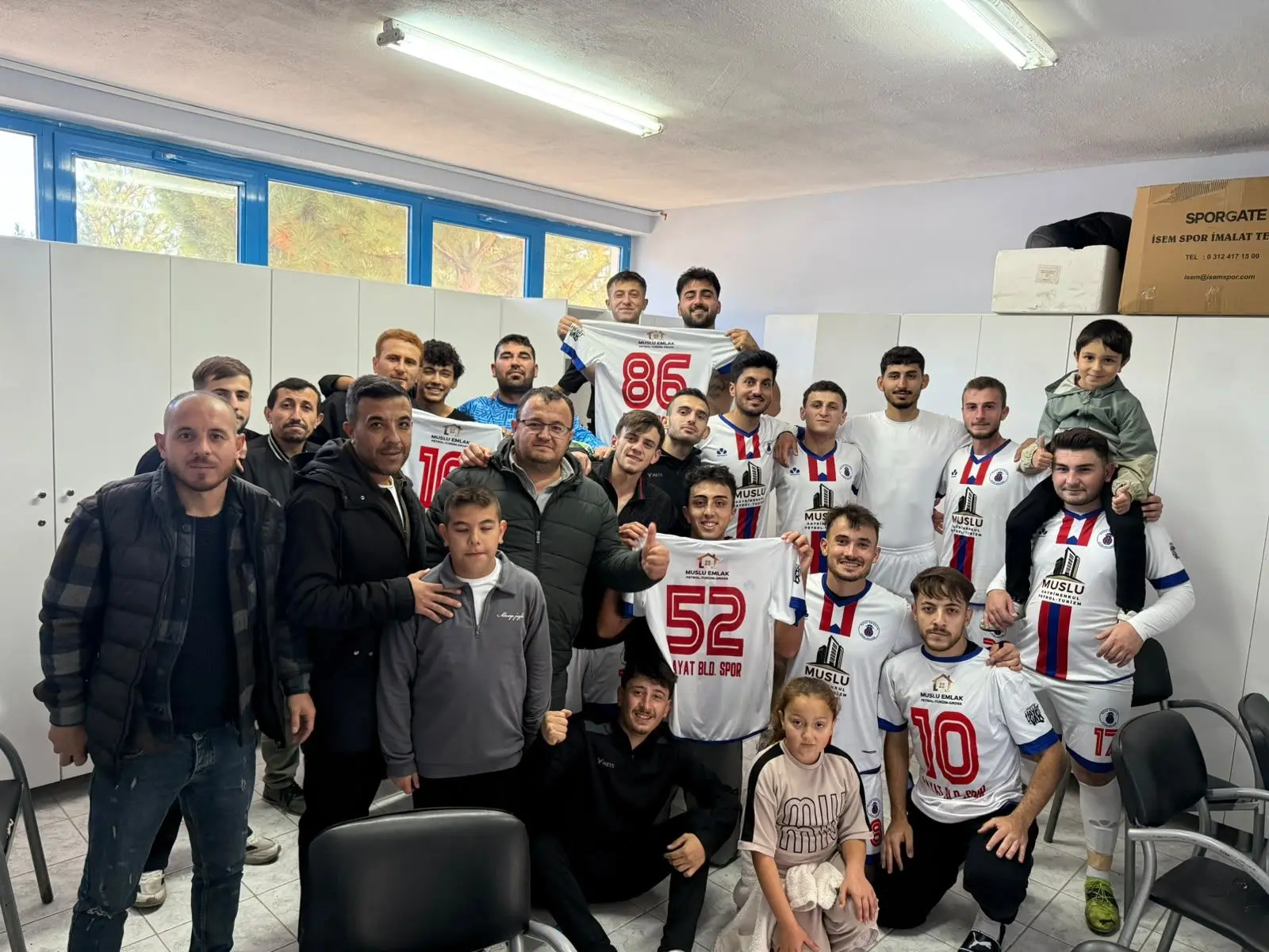 Bayat Belediyespor, Çorum Anadolu FK'yı 7-1 yendi