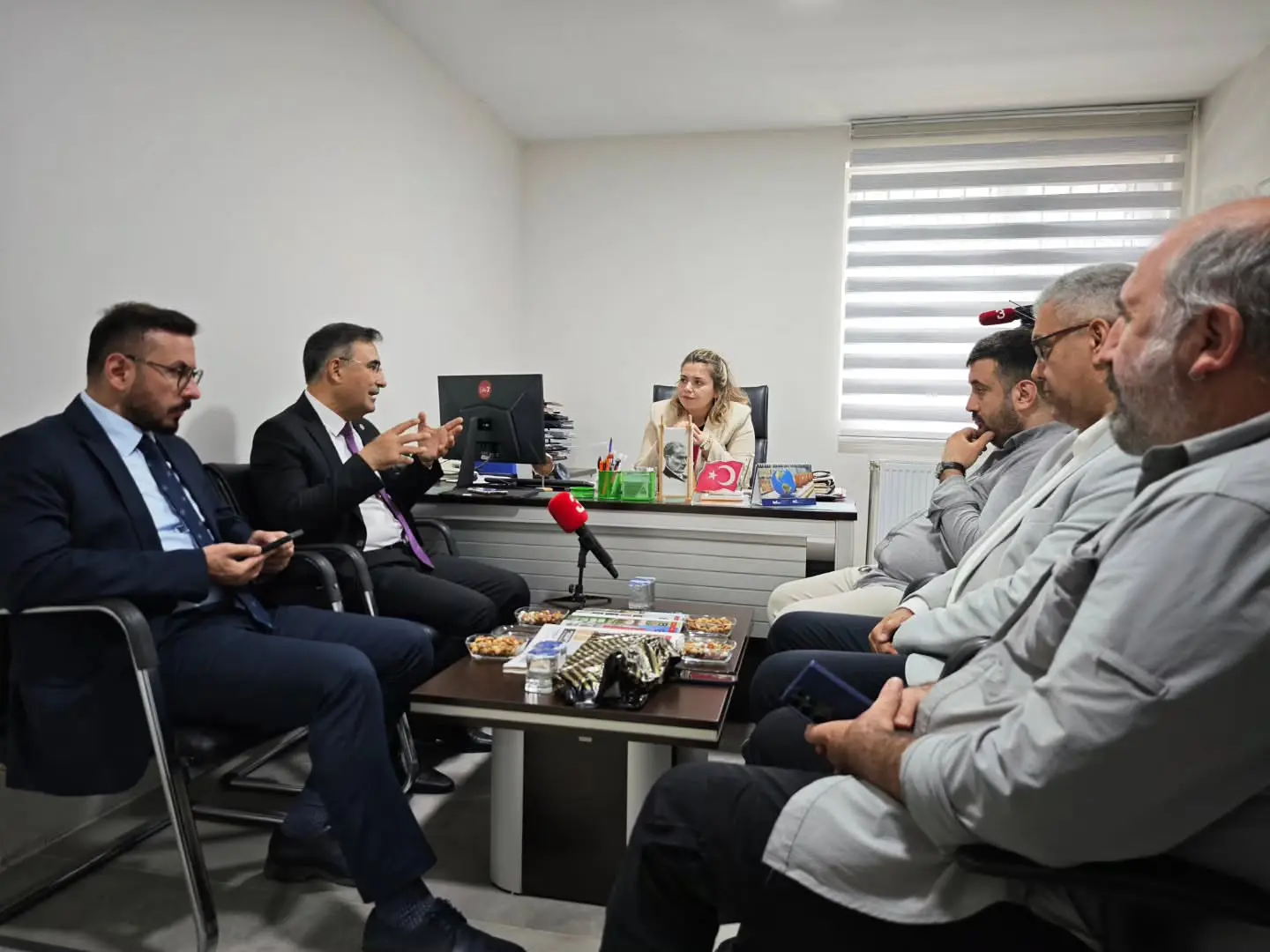 Hasan Arslan'dan medya ziyareti açıklaması
